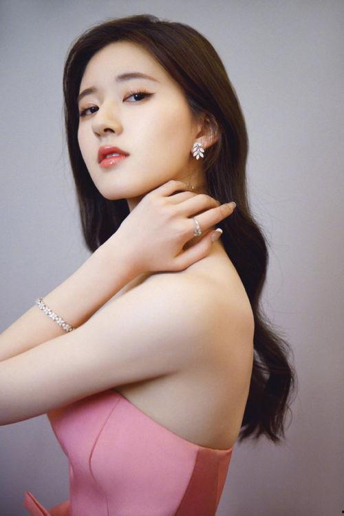 吃瓜裙分享 赵露思演的电视剧,一部甜蜜与成长并存的青春剧