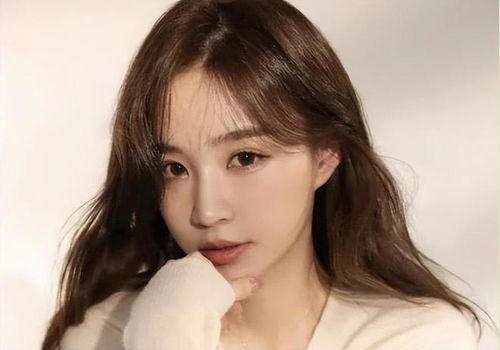 初代网红雪梨被曝大瓜,大瓜引发网友热议